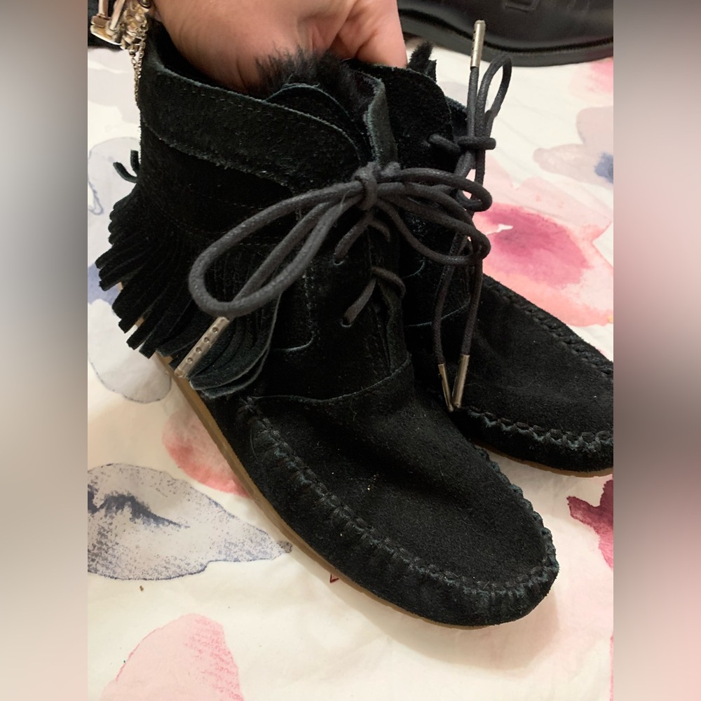 Emu Australia Women’s Black Suede Moccasins, new, size 7,western,boho, bohemian
